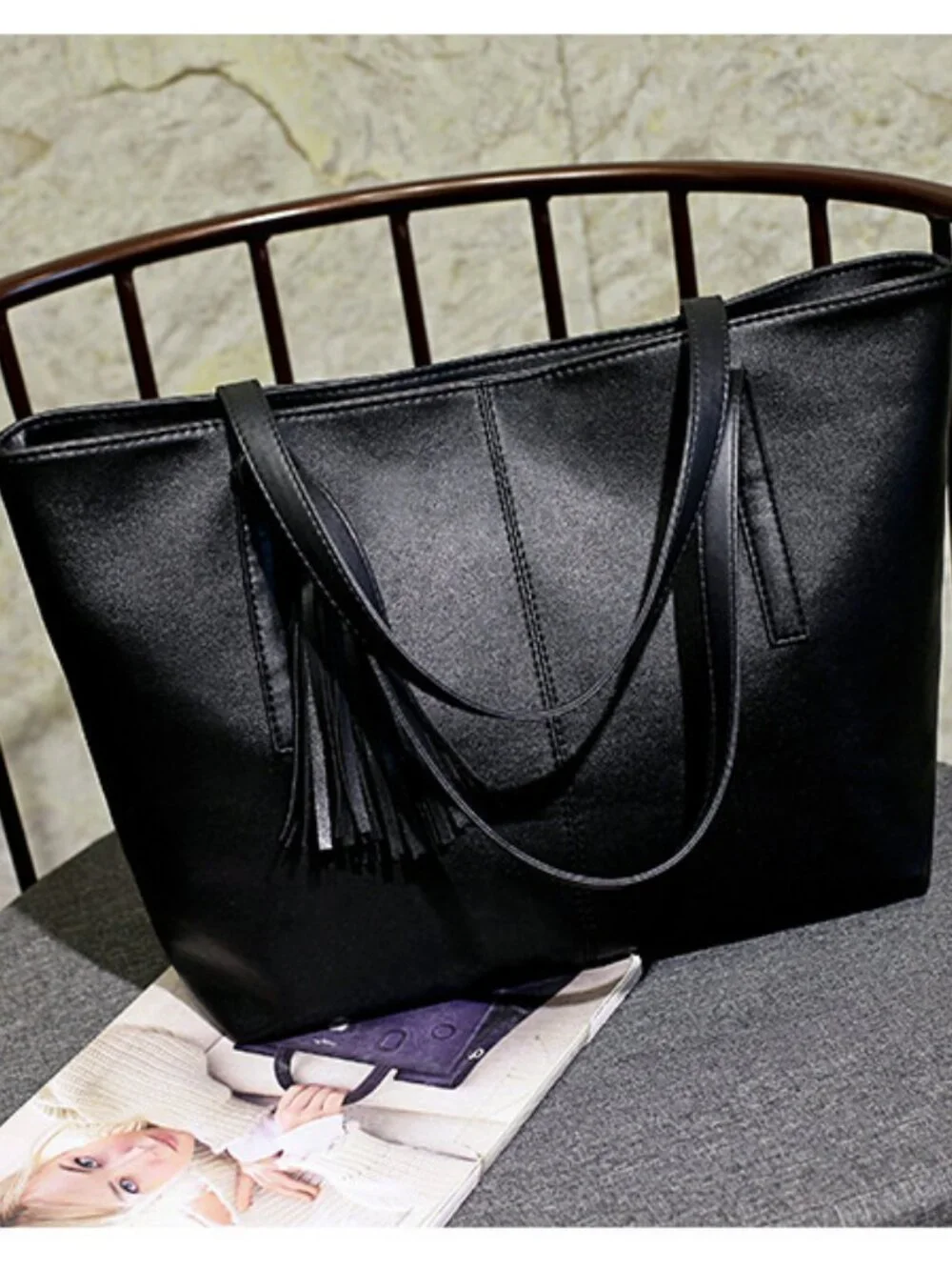 Woman's Tote bags